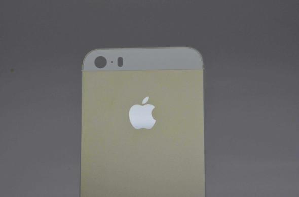 Primele imagini de Înaltă rezoluție cu iPhone 5S În culoarea auriu: champagne_apple_iphone_5s_surfaces6.jpg