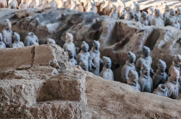 Honor Magic8 Pro - Mostre Soldaţii de Teracotă: Honor-Magic8-Pro-Mostre-Muzeu_013.jpg