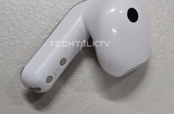 Samsung Galaxy Buds 4 - Fotografii hands-on: HBiOG04aMAAWzKD.jpg