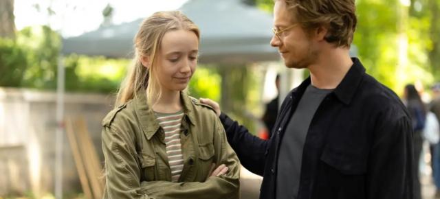 Avem noul "Adolescence"! Girl Taken m-a ţinut lipit de ecran un weekend întreg, acum pe SkyShowtime