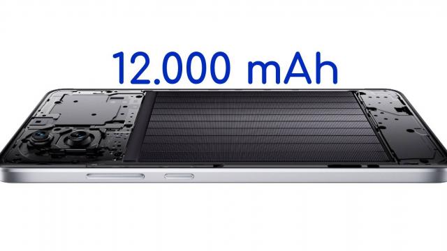 <b>vivo testează un telefon cu baterie single-cell de 12.000 mAh; Șanse mici să părăsească China</b>Tot mai mulți producători de telefoane Android cochetează cu tehnologia Si/C (Siliciu-Carbon). Am văzut smartphone-uri cu baterii de 7500-8000 mAh inclusiv în Europa, precum OnePlus 15R și OPPO Find X9 Pro. Totuși, ele folosesc baterii dual-cell