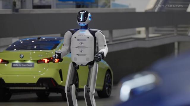 <b>Roboții umanoizi ajung în uzinele BMW din Europa; Leipzig devine „teren de test” pentru AI industrial</b>Am tot auzit de producători din China ce au început să folosească roboți în procesul de producție. Elon Musk a fost prins „cu mâța în sac” recent, dezvăluind că de fapt nu folosește roboți în procesul de producție Tesla, după cum a anunțăt în urmă