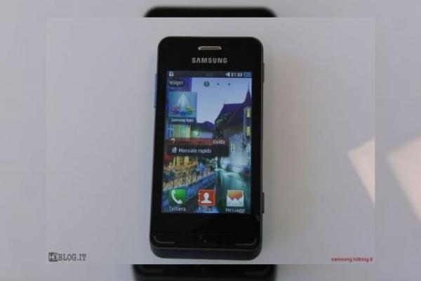 Noi imagini cu Samsung Wave 7320 si specificatiile complete, disponibile aici!