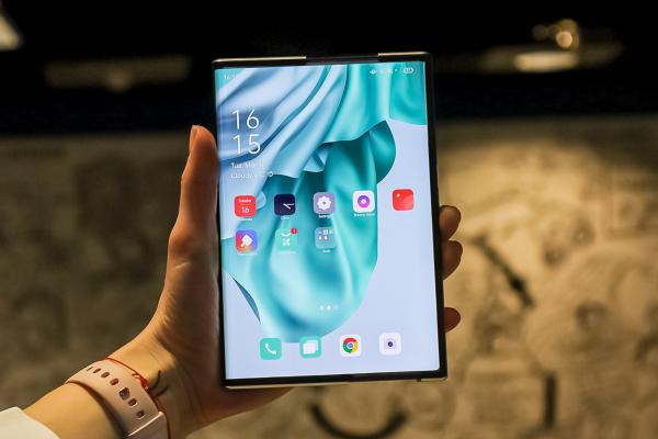 Oppo X 2021 Hands-on: şutul în fund de care pliabilele au nevoie sau un telefon concept rulabil optimist? (Video)