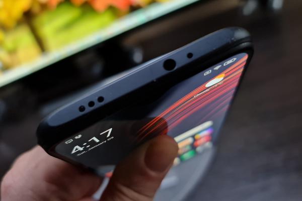 POCO M3: Conectivitate cu de toate, inclusiv infraroşu