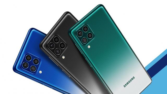 <b>Preț și disponibilitate Samsung Galaxy M62 în România</b>Dacă vă numărați printre cei care vor mai mult de la telefonul din buzunar la capitolul autonomie, atunci poate că Samsung Galaxy M62 a fost creat special pentru voi. Acest smartphone impresionează printr-o 