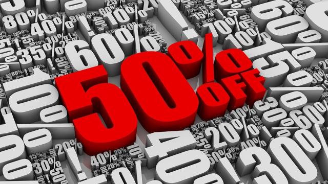 <b>Sfârșitul Reducerilor False este aproape! Noile reglementări pregătite de Guvern vor schimba modul în care sunt afișate ofertele </b>La început de săptămână vine o veste pe care mulți dintre noi o așteptau și care are de-a face cu modul în care comercianții din zona online practică ideea de reduceri. Știm cu toții faptul că magazinele obișnuiesc 