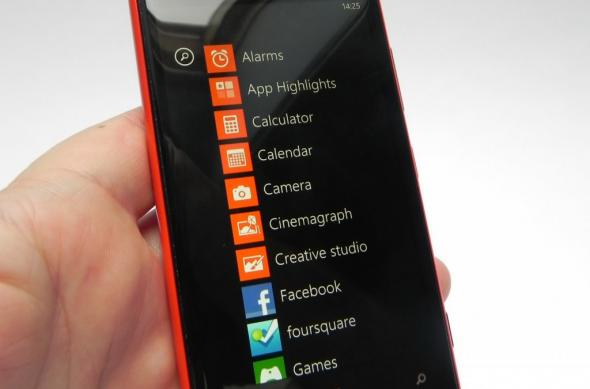 Review Nokia Lumia 920: cameraphone excelent, masiv, cu preț premium (Video): nokia_lumia_920_review_mobilissimo_ro_39.jpg