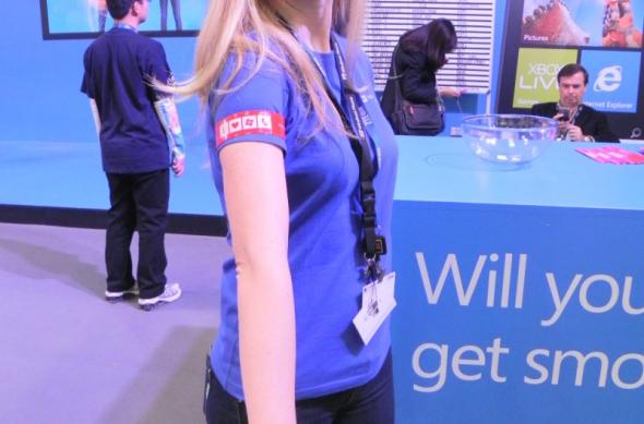MWC 2012 - Iată standul Windows Phone, care a mizat pe simplitate și comparația cu alte sisteme de operare (Video): dscn1043jpg.jpg