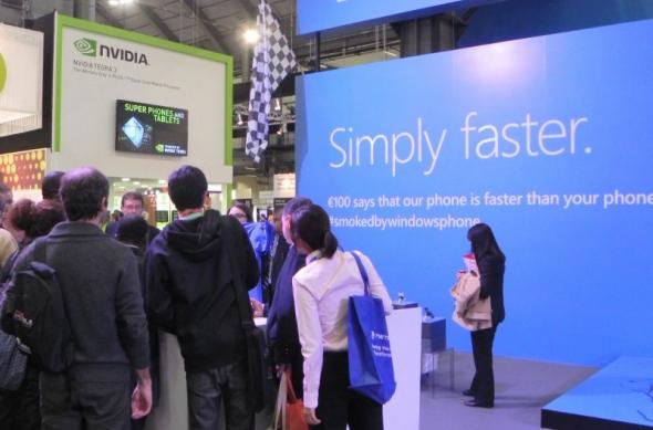 MWC 2012 - Iată standul Windows Phone, care a mizat pe simplitate și comparația cu alte sisteme de operare (Video): dscn1040.jpg