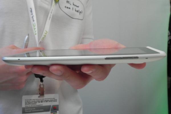 MWC 2011: Tableta HTC Flyer, surprinsă În acțiune la standul HTC (Video)