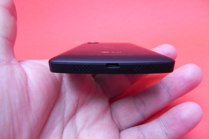 LG Nexus 5 review: mai bun decât Nexus 4, dar sub precursorul LG G2 (Video): lg_nexus_5_review_mobilissimo_ro_104jpg.jpg