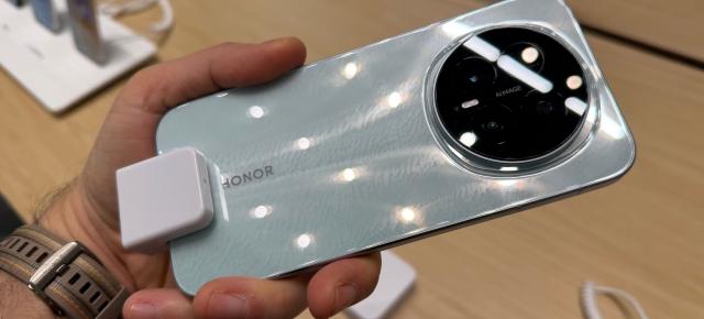 HONOR Magic8 Hands on: ce e diferit faţă de Magic 8 Pro? (Video)