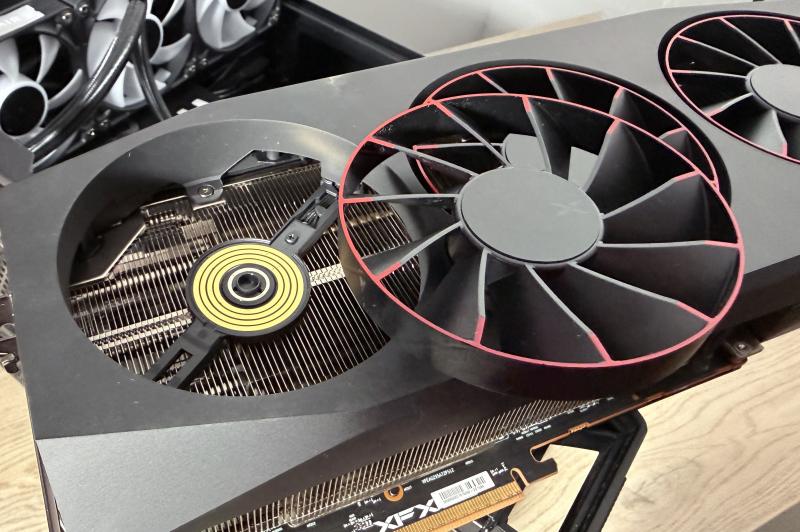 XFX Radeon RX 9070 - Coolere magnetice: Photo 07.12.2025, 11 17 03.jpg