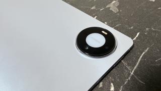 Huawei MatePad Pro Max: Senzor principal de 50 MP cu PDAF și o cameră selfie optimizată pentru productivitate acasă