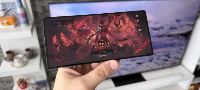 REDMAGIC 11S Pro: Display ultra imersiv, perfect când joci shootere la soare
