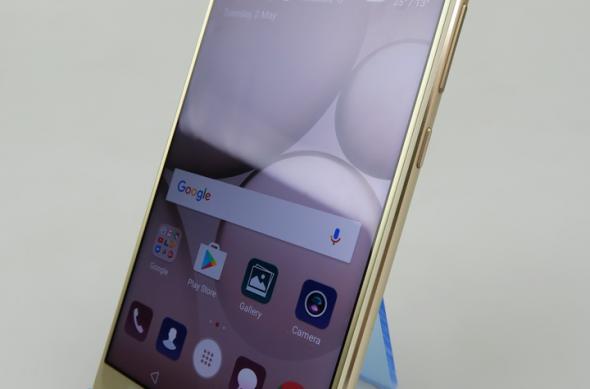 Huawei P10 Lite - Galerie foto Mobilissimo.ro: Huawei-P10-lite_078.JPG