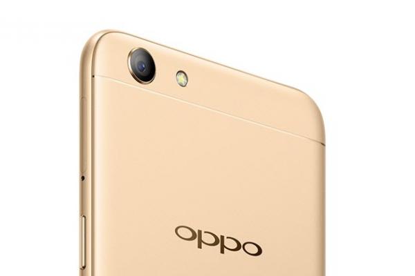 Oppo A77 este acum oficial: Smartphone cu cameră frontală de 16 MP, 4 GB RAM, procesor MediaTek