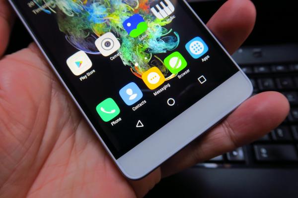 Bluboo Picasso 4G: OS, UI aplicaţii cu Marshmallow şi interfaţă copilăroasă