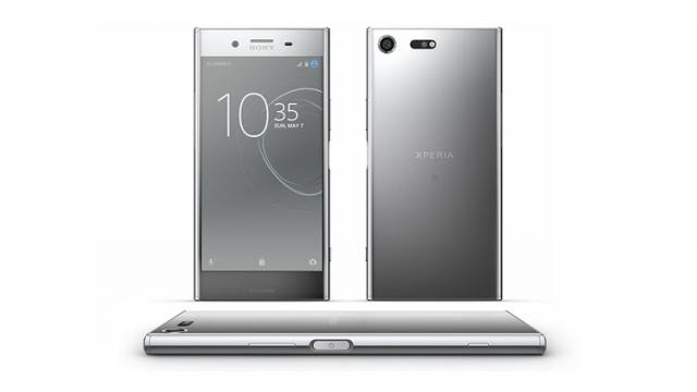 <b>Sony Xperia XZ1, XZ1 Compact şi X1 au specificaţiile scăpate pe web; Le aşteptăm la IFA 2017 cu camere noi</b>Deși Sony Xperia XZ Premium nici nu a debutat comercial, iată că japonezii deja lucrează la noile smartphone-uri ce vor fi prezentat oficial în toamnă la IFA din Berlin. Este vorba despre 3 terminale numite Xperia XZ1, Xperia XZ1 Compact, respectiv Xperia