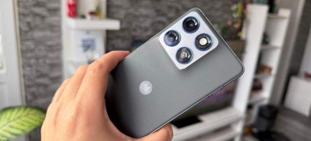 Ultima zi pentru oferta Motorola edge 70 la eMAG; Beneficii în valoare de 2500 lei pentru primii 500 de cumpărători!