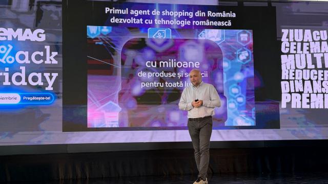 <b>eMAG şi-a făcut "GPT"; chatbot-ul cu AI ştie exact ce vrei să cumperi; Ce nume i-aș da eu?</b>Evenimentul eMAG Black Friday 2025 a avut loc pe 3 noiembrie 2025 şi ne-a adus informaţii despre campania de reduceri din acest an. Prezentarea a început însă cu "primul agent de shopping din România, dezvoltat cu tehnologie 