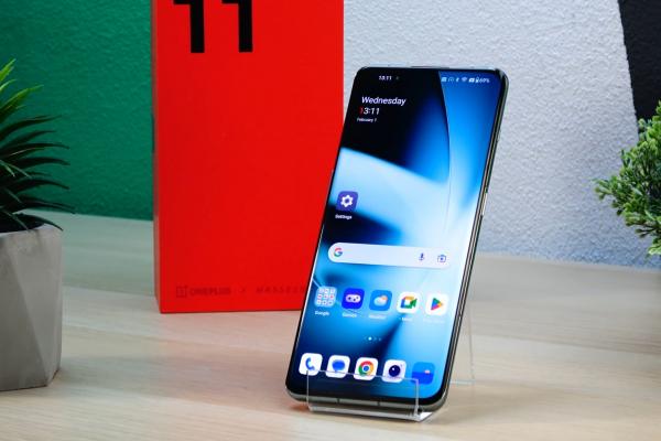 OnePlus 11 5G: Display pregătit pentru o experienţă cinematică desăvârşită