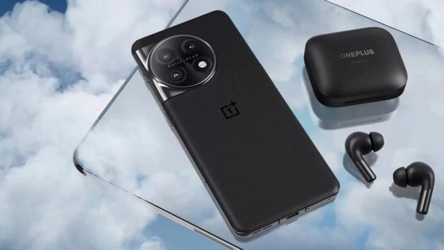 <b>Iată cum poți urmări evenimentul OnePlus Cloud 11, de la ora 16:00 (ora României), cu OnePlus 11, 11R, OnePlus Pad ca noutăți</b>Începutul lunii februarie vine cu noutăți de la OnePlus. E vorba despre un eveniment important de lansare ce va avea loc astăzi, de la ora 16:00 (ora României). Conform teaserelor apărute deja de câteva zile pe web, în cadrul acestei conferințe intitulate