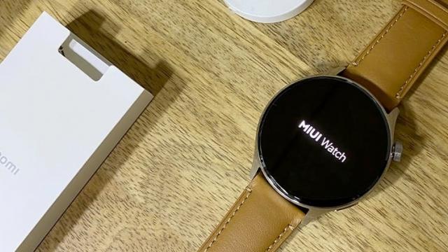 <b>Xiaomi Watch S1 Pro va debuta în cadrul MWC 2023, alături de seria de telefoane Xiaomi 13; Cât va costa smartwatch-ul în Europa?</b>Se pare că Xiaomi va lansa mai multe produse interesante în cadrul târgului tehnologic MWC 2023. Pe lângă smartphone-urile din seria Xiaomi 13, sosește la nivel global și smartwatch-ul premium Xiaomi Watch S1 Pro. Azi au apărut informații cu privire la ac