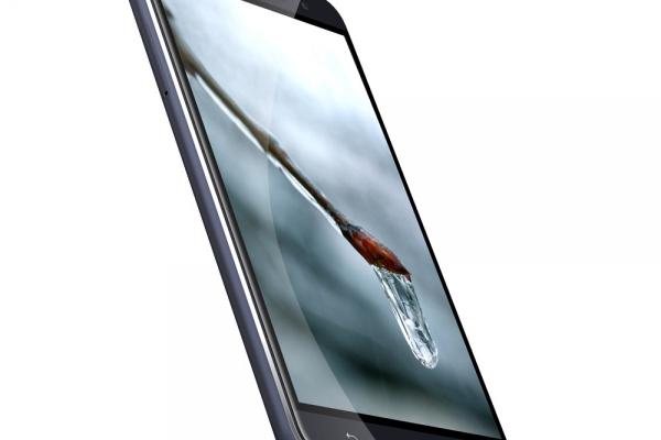 ASUS ZenFone 3 (ZE552KL) - Fotografii oficiale