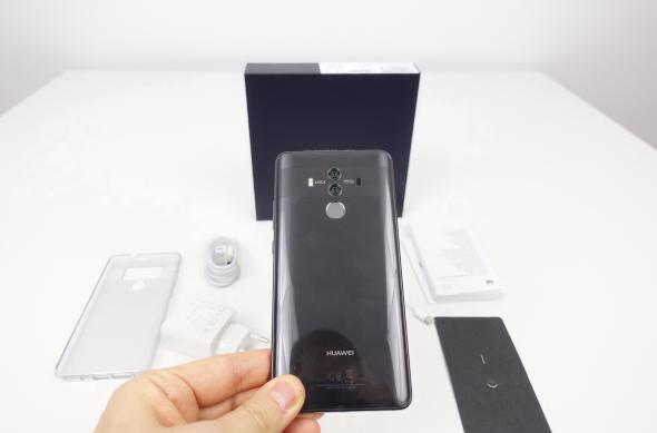 Huawei Mate 10 Pro - Unboxing: Huawei-Mate-10-Pro-Unboxing_026B.JPG