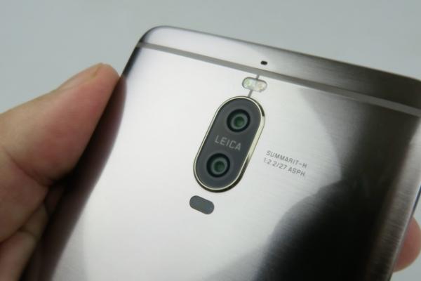 Huawei Mate 9 și Mate 9 Pro primesc de astăzi actualizarea la Android Oreo; vine la pachet cu funcția Projection