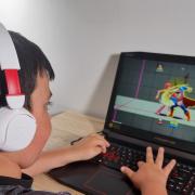 Prezentare HyperX Cloud Mini - Căști on-ear wireless pentru gameri juniori (8-12 ani), cu design Anime, compatibile cu PC-uri și console