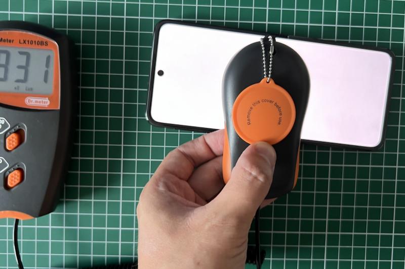 Luminozitate Display Motorola RAZR 50 Ultra: Luminozitate (1).jpg