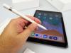 Apple iPad 9.7 (2018) Unboxing + Apple Pencil: în sfârşit un iPad de scos din cutie, satisfăcător de ţinut în mână (Video)