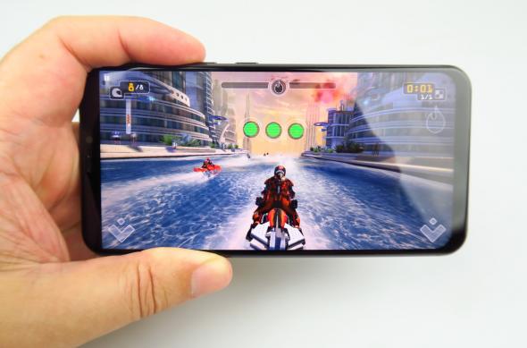 Putere volum ASUS ZenFone 5z: ASUS-ZenFone-5z_110.JPG
