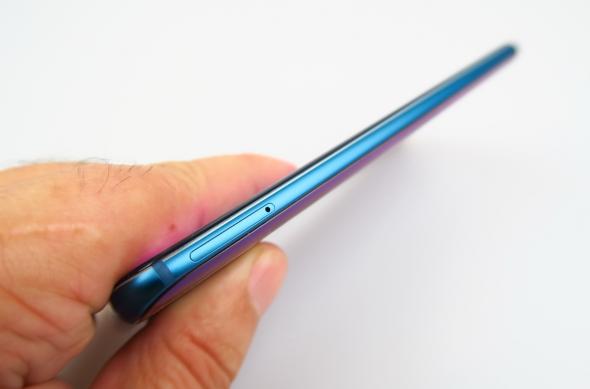 Huawei Honor 10 - Galerie foto Mobilissimo.ro: Huawei-Honor-10_070.JPG