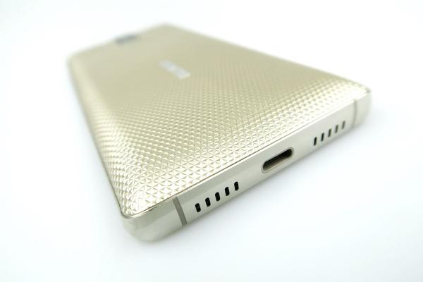 Bluboo S3: Multimedia rezonabilă, nici măcar basul nu e rău