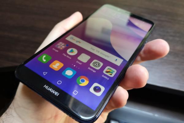 Huawei Y7 Prime (2018): OS, UI, aplicaţii ca de telefoane cu ceva mai multe pretenţii