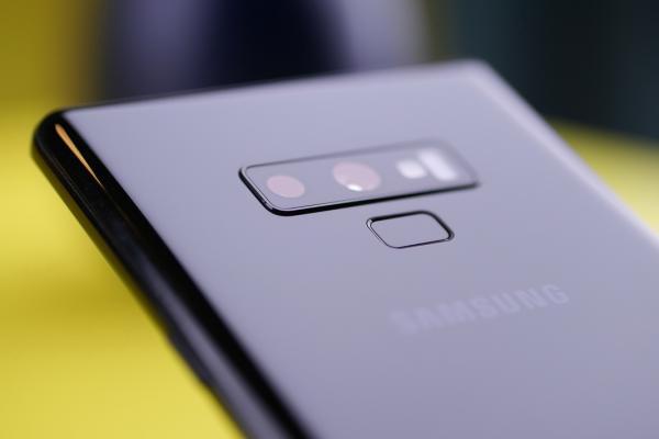 Samsung Galaxy Note 9 hands-on review: un nou stylus, extra baterie, se simte ca Note 8 în mână