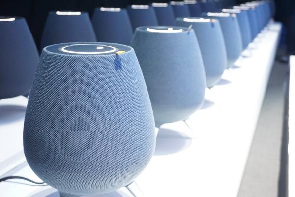 Samsung Galaxy Home este boxa cu Bixby pe care o aşteptam de atât de mult timp; Are un design insolit, 6 difuzoare cu surround