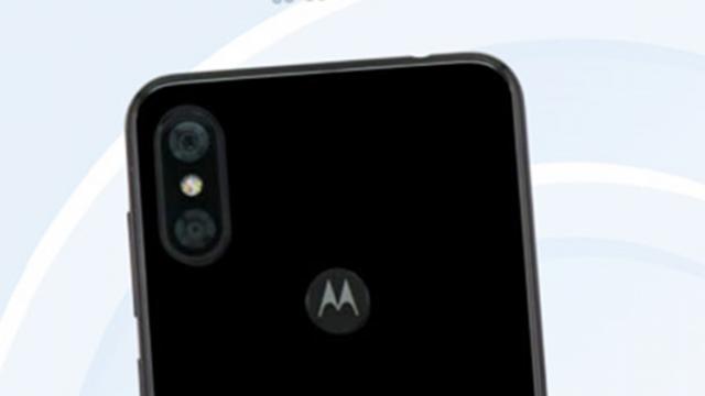 <b>Moto One bifează certificarea TENAA; Phablet de 6.2 inch cu baterie modestă</b>Descoperim în această primă zi de weekend și certificarea TENAA asociată smartphone-ului Motorola Moto One, dispozitiv cu dotări mid-range ce va adopta platforma Android One. Scăparea vine la scurt timp după o certificare similară pe care