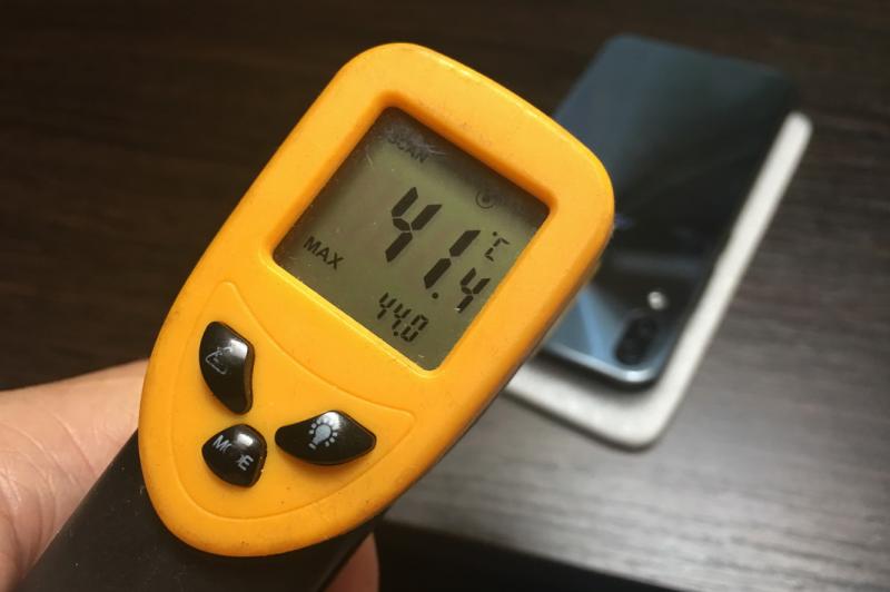 Test termic ASUS ZenFone 5z: ASUS-ZenFone-5z_001.jpg