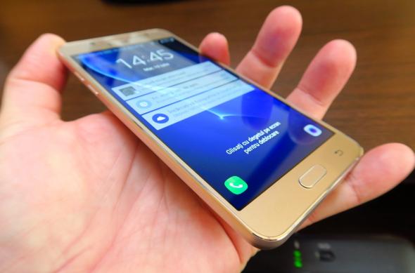 Samsung Galaxy J5 (2016) - Fotografii Hands-On: Samsung-Galaxy-J5-(2016)_002.jpg