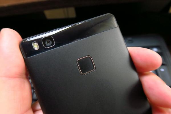 Huawei P9 Lite: Camera se bate la egal cu modelele Galaxy A 2016 şi P8, filmarea putea fi mai bună