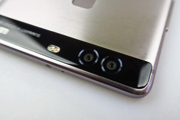 Huawei P9 Plus: Camera lui P9 reîncarnată, cu un upgrade la selfie