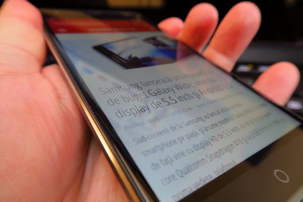 Ulefone Power: Display fără defecte, destul de luminos