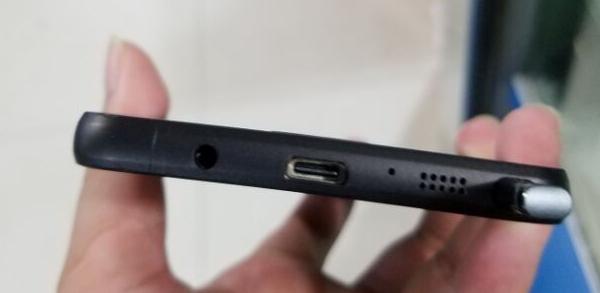 Samsung Galaxy Note 7 - Imagini prototip