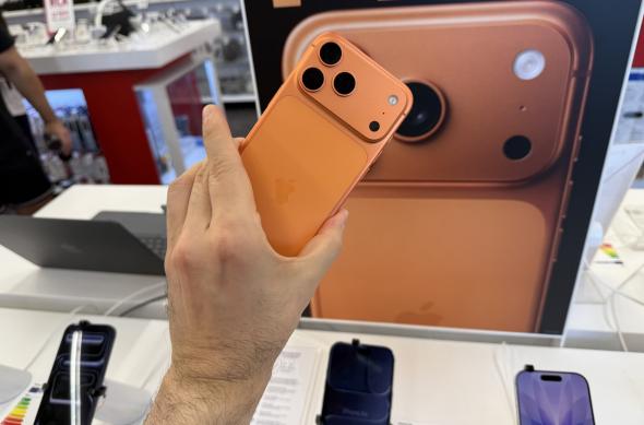 iPhone 17 Pro Max - Fotografii hands-on: Photo 21.09.2025, 15 11 33.jpg