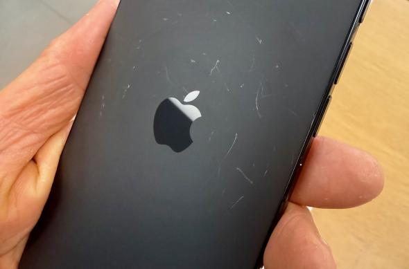 iPhone 17, iPhone 17 Pro - Scratchgate: scratchgate-iPhone-Air.jpeg